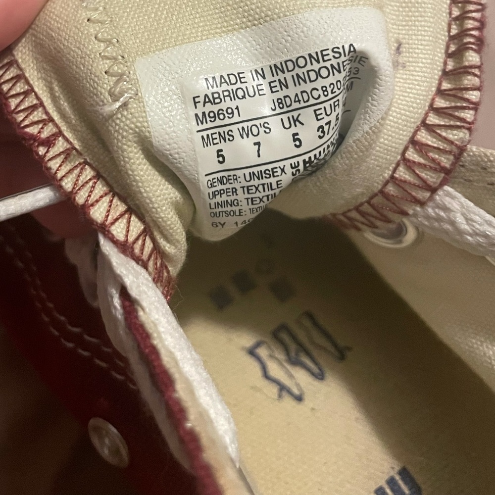 All Star Converse - Picture 4 of 4